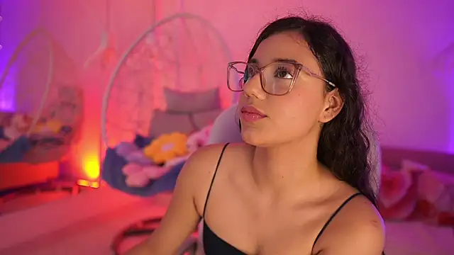 Snapshot of StacyCooper_ chatting on May 29, 2026, 7:01 pm StacyCooper online show from May 29, 2026, 7:01 pm