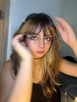 Snapshot of sofiakitty_love chatting on May 30, 2026, 3:14 am sofiakitty love online show from May 30, 2026, 3:14 am