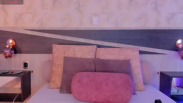 Snapshot of Sofia_pamela_ chatting on April 24, 2026, 6:54 pm Sofia pamela online show from April 24, 2026, 6:54 pm