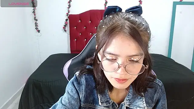 jaide16092020 online show from May 22, 2026, 9:31 pm