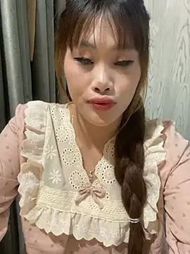 Snapshot of Ly-sexyy chatting on May 5, 2026, 2:08 am Ly-sexyy online show from May 5, 2026, 2:08 am