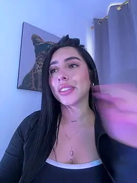Snapshot of IsabellaNoir_ chatting on April 23, 2026, 9:50 pm IsabellaNoir online show from April 23, 2026, 9:50 pm