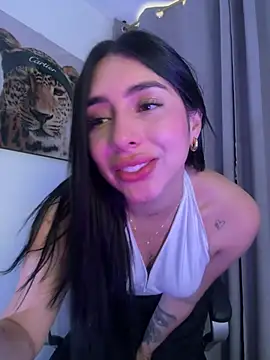 Snapshot of IsabellaNoir_ chatting on April 27, 2026, 10:08 pm IsabellaNoir online show from April 27, 2026, 10:08 pm