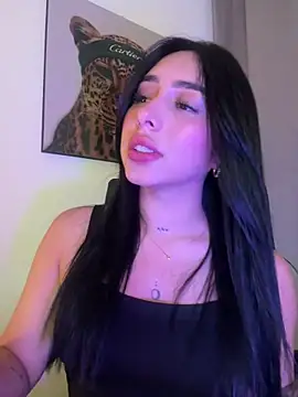Snapshot of IsabellaNoir_ chatting on April 28, 2026, 10:15 pm IsabellaNoir online show from April 28, 2026, 10:15 pm