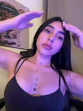 Snapshot of IsabellaNoir_ chatting on May 28, 2026, 8:06 pm IsabellaNoir online show from May 28, 2026, 8:06 pm