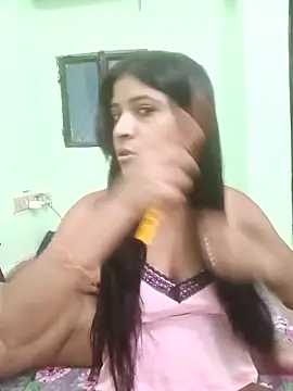 hot-couple-0 online show from May 22, 2026, 8:32 am