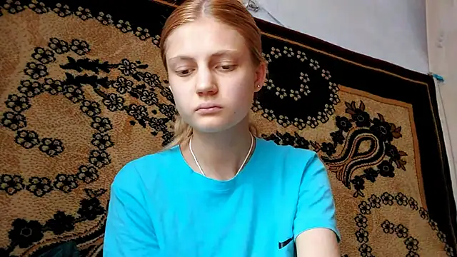 LunaLaday online show from June 17, 2026, 2:58 am
