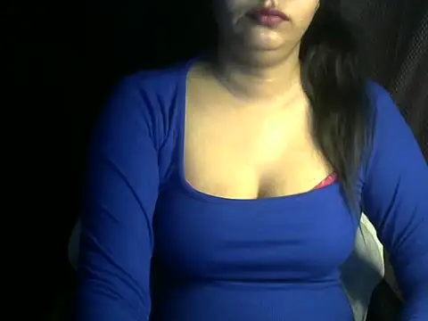 Snapshot of aaysha_lov chatting on May 9, 2026, 11:43 pm aaysha lov online show from May 9, 2026, 11:43 pm