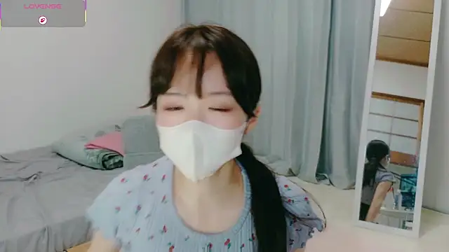 mayu chan  online show from July 17, 2026, 12:01 pm