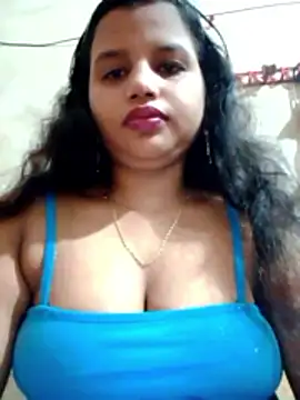 Nigar Hatun online show from May 4, 2026, 6:15 pm
