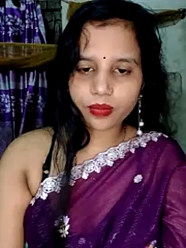 Nigar Hatun online show from May 24, 2026, 4:12 pm