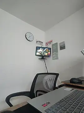 Snapshot of Queen_linda1 chatting on June 26, 2026, 12:09 pm Queen linda1 online show from June 26, 2026, 12:09 pm