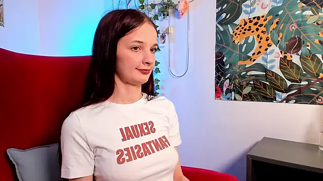 Snapshot of AliciaCore chatting on April 25, 2026, 2:47 pm AliciaCore online show from April 25, 2026, 2:47 pm