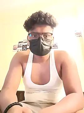 Secreat playBoy001 online show from April 23, 2026, 1:02 pm