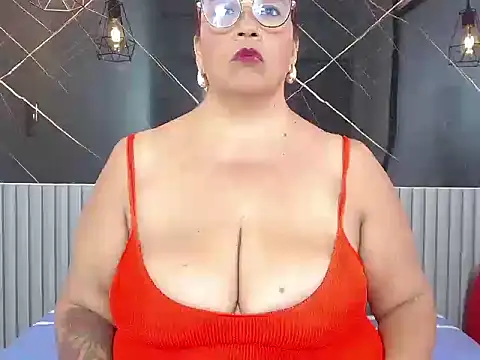 Snapshot of BarbaraGraf chatting on April 23, 2026, 3:03 pm BarbaraGraf online show from April 23, 2026, 3:03 pm