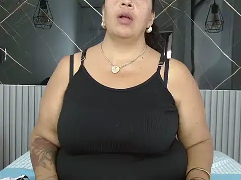 BarbaraGraf online show from July 6, 2026, 12:02 pm