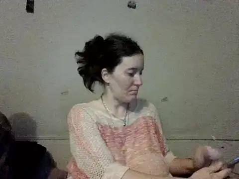 Snapshot of Mini83 chatting on May 16, 2026, 5:23 pm Mini83 online show from May 16, 2026, 5:23 pm