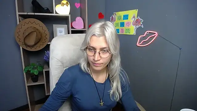 RubyDaviss online show from May 15, 2026, 6:09 am
