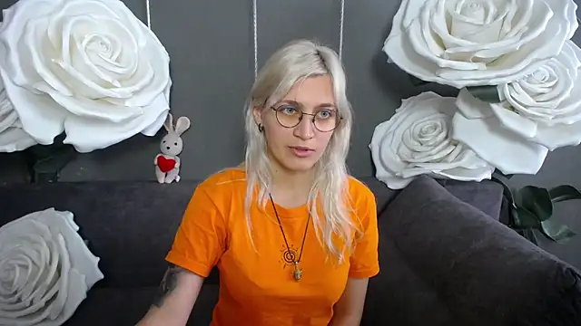 RubyDaviss online show from May 24, 2026, 7:57 am