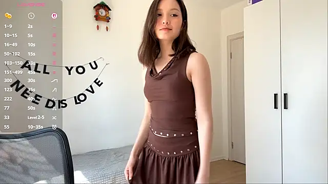 Snapshot of RochelTrewhitt chatting on May 19, 2026, 11:27 am RochelTrewhitt online show from May 19, 2026, 11:27 am