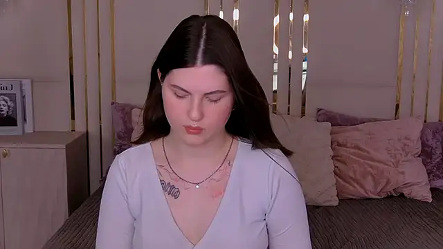 Snapshot of IvySimmons chatting on May 10, 2026, 3:39 pm IvySimmons online show from May 10, 2026, 3:39 pm