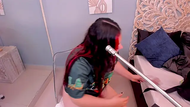 Snapshot of Sabrinna_fox chatting on May 28, 2026, 7:22 pm Sabrinna fox online show from May 28, 2026, 7:22 pm