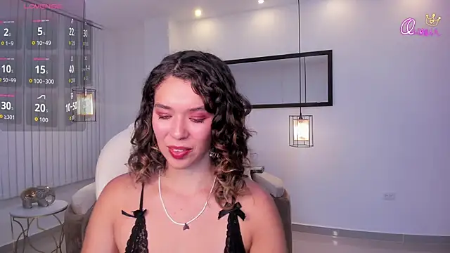 sienna luxor online show from April 30, 2026, 7:09 pm