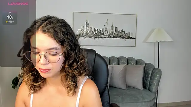 sienna luxor online show from May 15, 2026, 11:45 pm