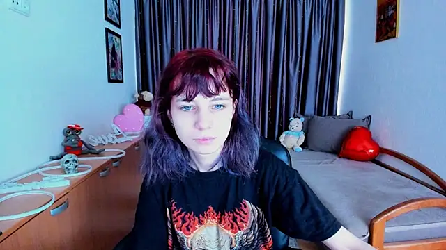 Snapshot of MiniLysii chatting on May 30, 2026, 5:37 am MiniLysii online show from May 30, 2026, 5:37 am