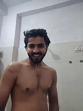 bunnyboy20 online show from May 15, 2026, 8:43 am