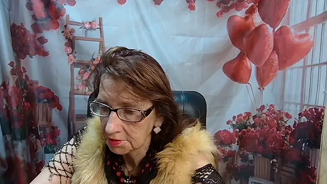 AliceWriter online show from May 17, 2026, 11:39 am
