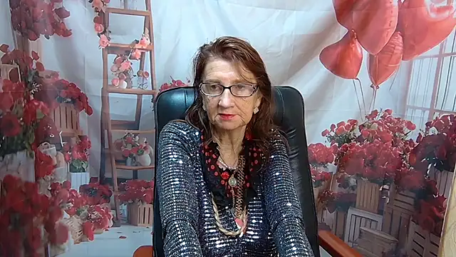 AliceWriter online show from May 18, 2026, 11:27 am