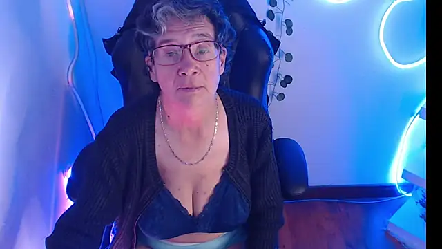 Snapshot of selena_ferreira chatting on May 6, 2026, 11:59 am selena ferreira online show from May 6, 2026, 11:59 am