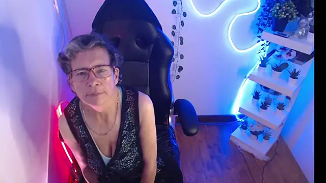 Snapshot of selena_ferreira chatting on May 13, 2026, 11:40 am selena ferreira online show from May 13, 2026, 11:40 am