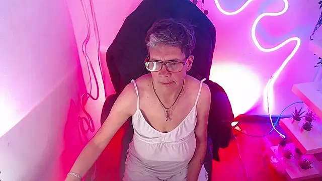 selena ferreira online show from July 8, 2026, 8:24 pm