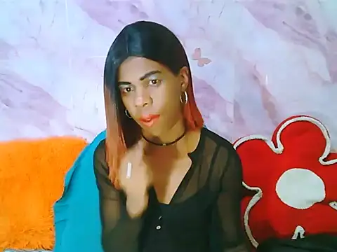 Snapshot of EbonySweetPeach chatting on May 17, 2026, 5:31 pm EbonySweetPeach online show from May 17, 2026, 5:31 pm