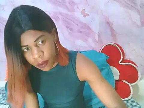 Snapshot of EbonySweetPeach chatting on May 27, 2026, 5:59 am EbonySweetPeach online show from May 27, 2026, 5:59 am