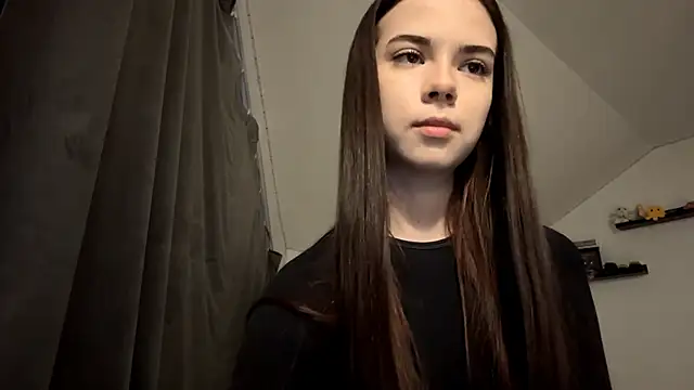 JoellaGrode online show from May 11, 2026, 6:49 pm