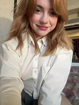 CassieCuteees online show from May 21, 2026, 12:17 am