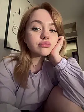 CassieCuteees online show from May 28, 2026, 1:25 am