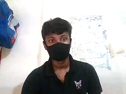 Snapshot of SUGAR_DADDY_18 chatting on April 28, 2026, 5:18 pm SUGAR DADDY 18 online show from April 28, 2026, 5:18 pm