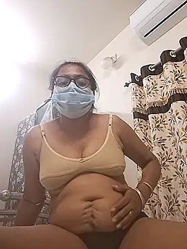 Snapshot of roshnidas1 chatting on May 6, 2026, 2:11 pm roshnidas1 online show from May 6, 2026, 2:11 pm