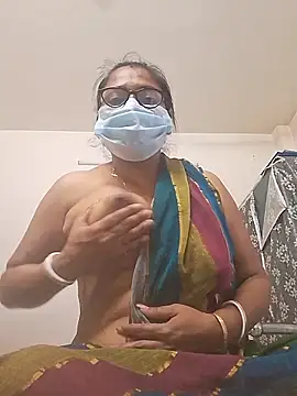 Snapshot of roshnidas1 chatting on May 8, 2026, 7:57 am roshnidas1 online show from May 8, 2026, 7:57 am