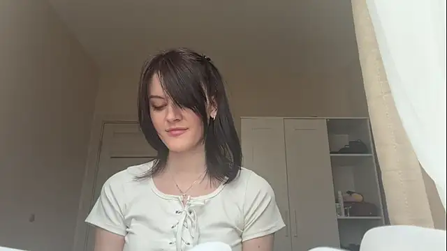 Snapshot of YourChristine chatting on April 23, 2026, 12:29 pm YourChristine online show from April 23, 2026, 12:29 pm
