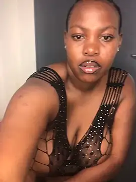 Snapshot of Candice_2026 chatting on May 13, 2026, 6:38 pm Candice 2026 online show from May 13, 2026, 6:38 pm