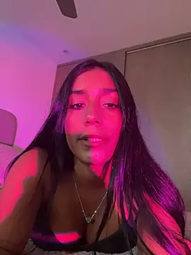 Snapshot of SaryJonex chatting on May 11, 2026, 3:18 pm SaryJonex online show from May 11, 2026, 3:18 pm