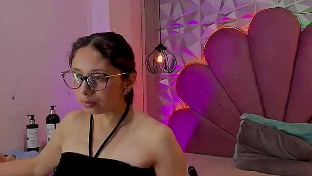 stephaniesun  online show from April 29, 2026, 5:30 pm