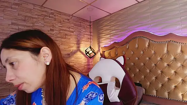 stephaniesun  online show from May 3, 2026, 1:28 pm