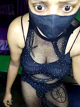 Scarlethoty online show from May 22, 2026, 10:54 am