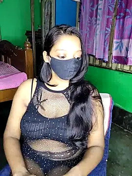 Scarlethoty online show from July 25, 2026, 5:27 am